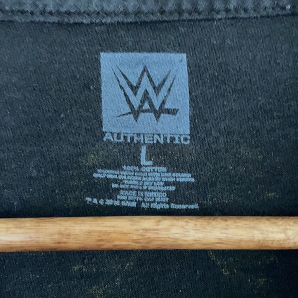 WWE Sasha Banks Legit Boss Wrestling T-shirt SZ L - Picture 4 of 5